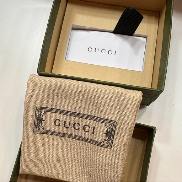 NIB Gucci Silver Logo Hoop Earrings - Picture 2 of 4